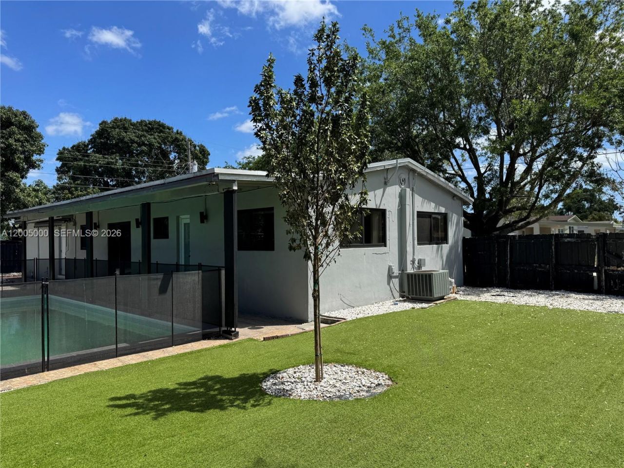 6901 SW 10th Ct, Pembroke Pines, FL 33023 Photo