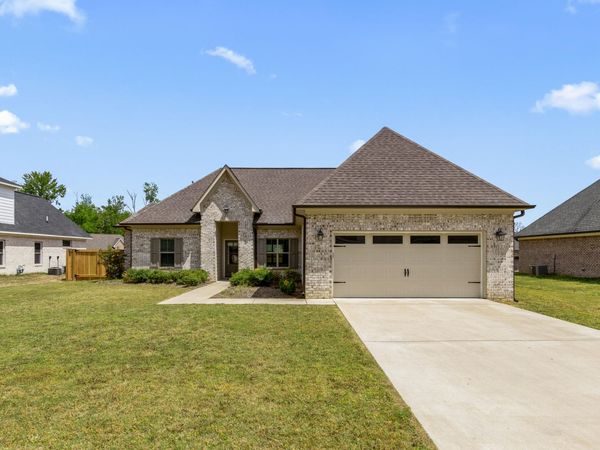 157 River Run Dr., Tupelo, MS 38801