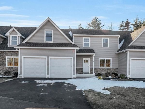 59 Kibrel Ct, Unit 59, Sandown, NH 03873