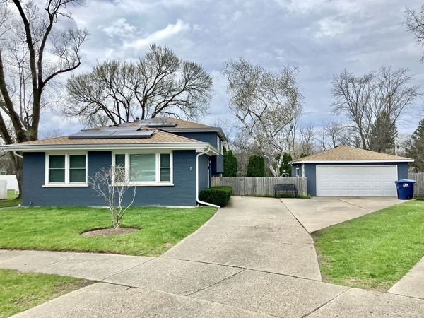 1230 Greenwood Court , Deerfield, IL 60015