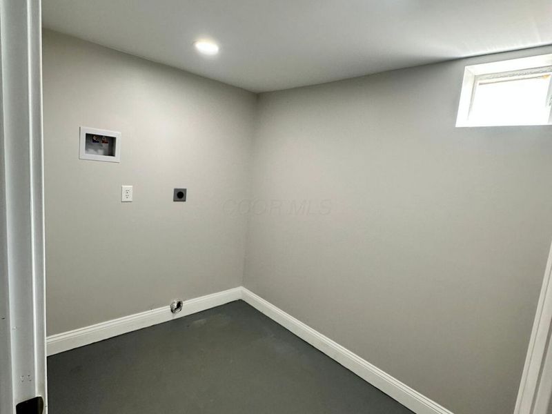 7945 High , Unit A, Orient, OH 43146 Photo 5