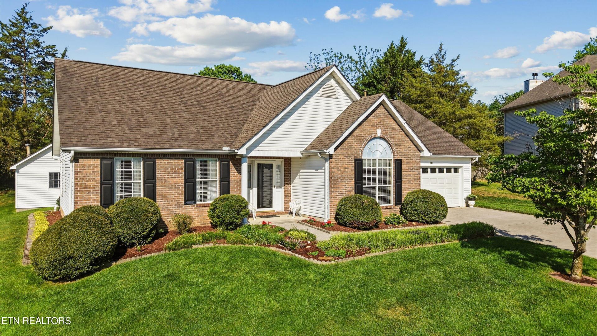 1721 Totanka Lane, Knoxville, TN 37931 Main Photo