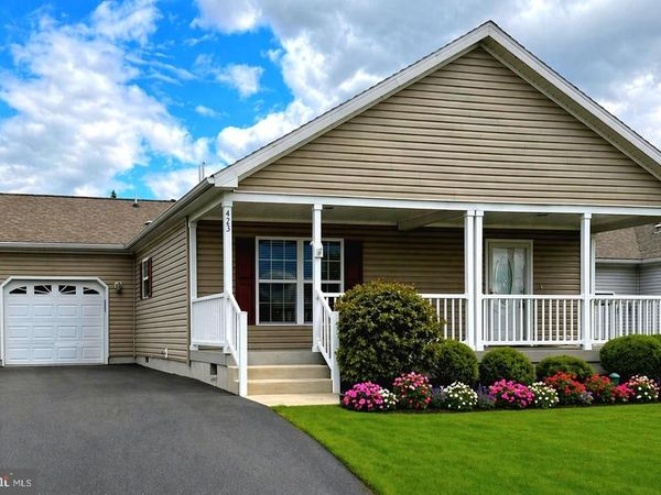 423 HONEYSUCKLE LANE, BLUE BELL, PA 19422