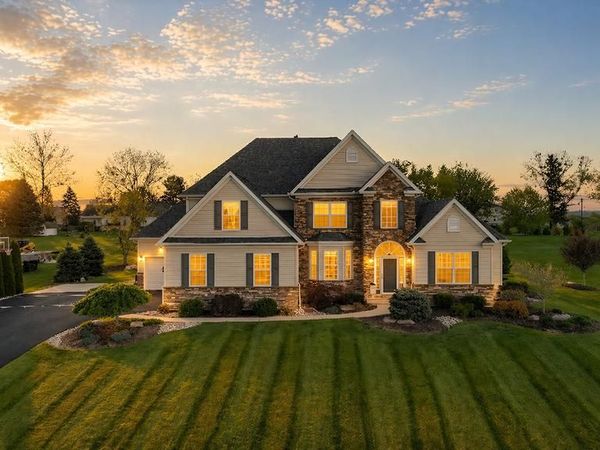 113 ASHVIEW COURT, NAZARETH, PA 18064