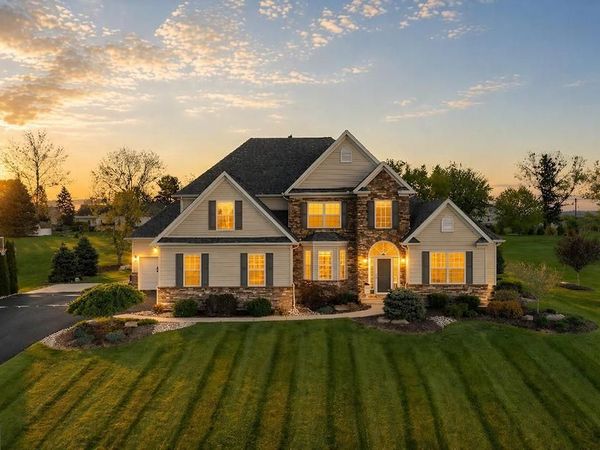 113 ASHVIEW COURT, NAZARETH, PA 18064