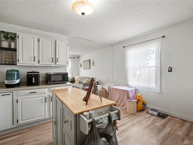 1958 Kylemore Drive, Xenia, OH 45385 Photo 8