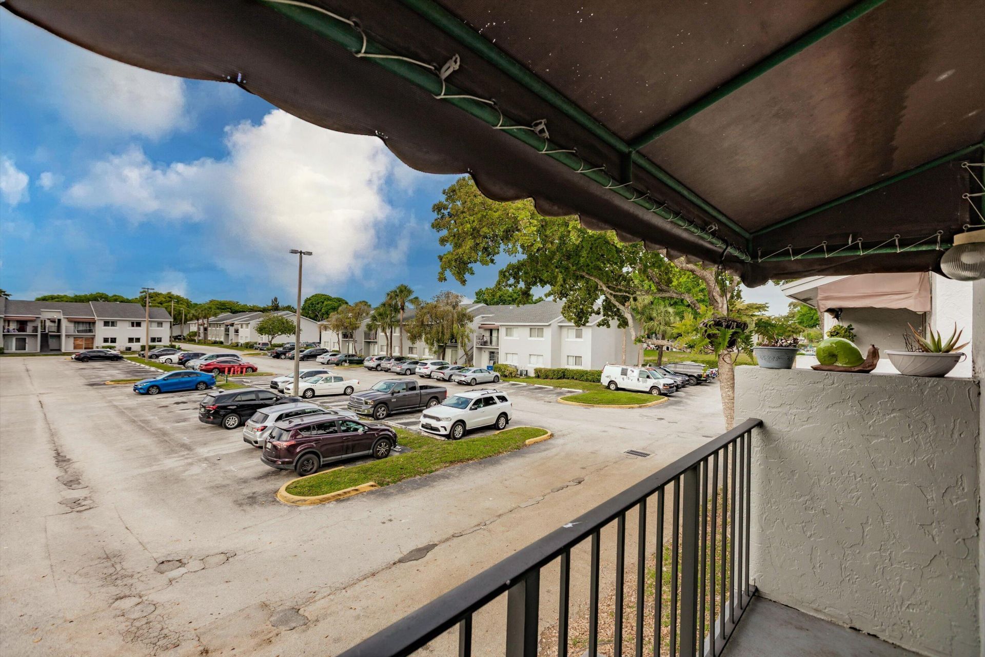 1153 Lake Victoria Drive, Unit H, West Palm Beach, FL 33411 Photo