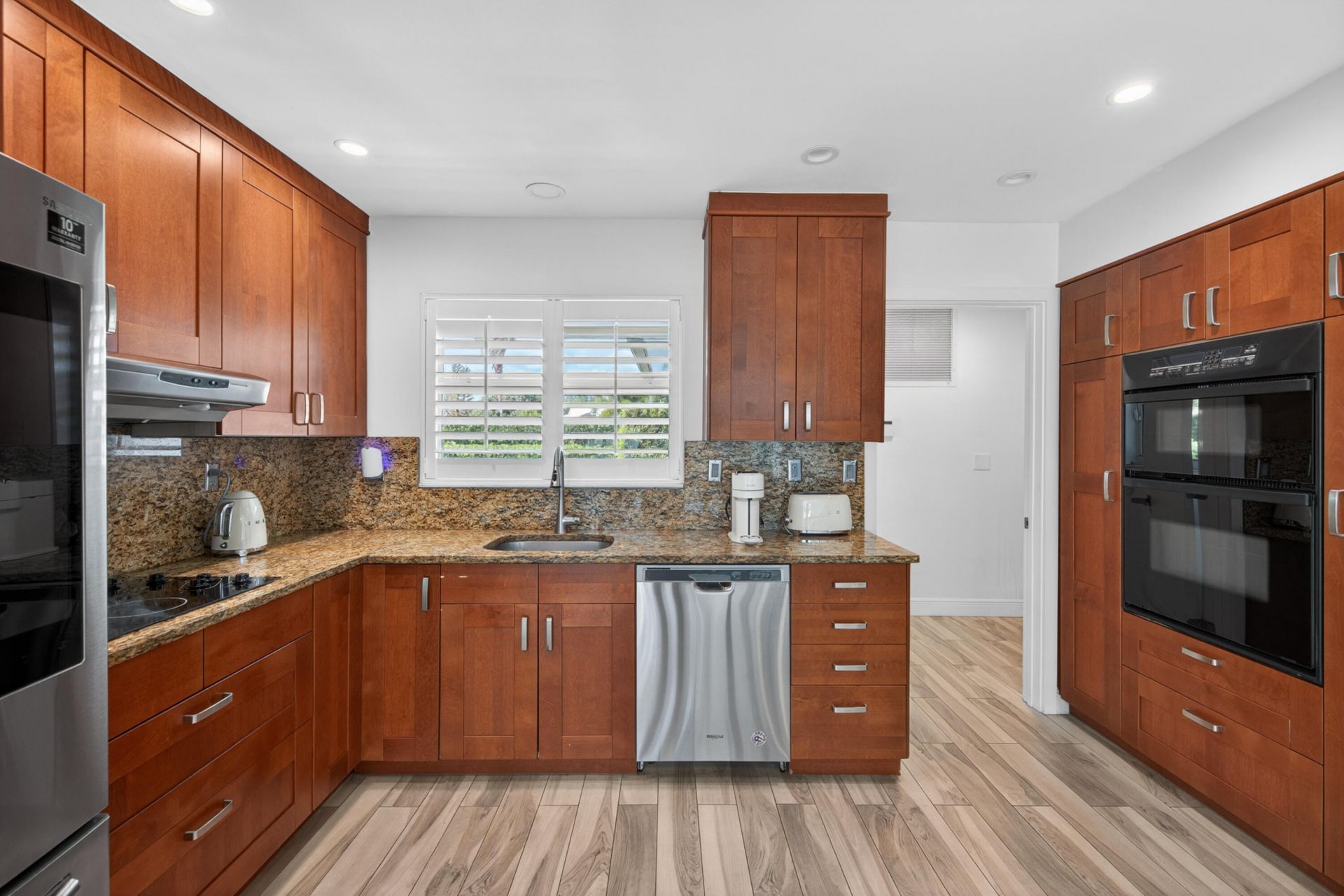 850 W Camino Real, Boca Raton, FL 33486 Photo