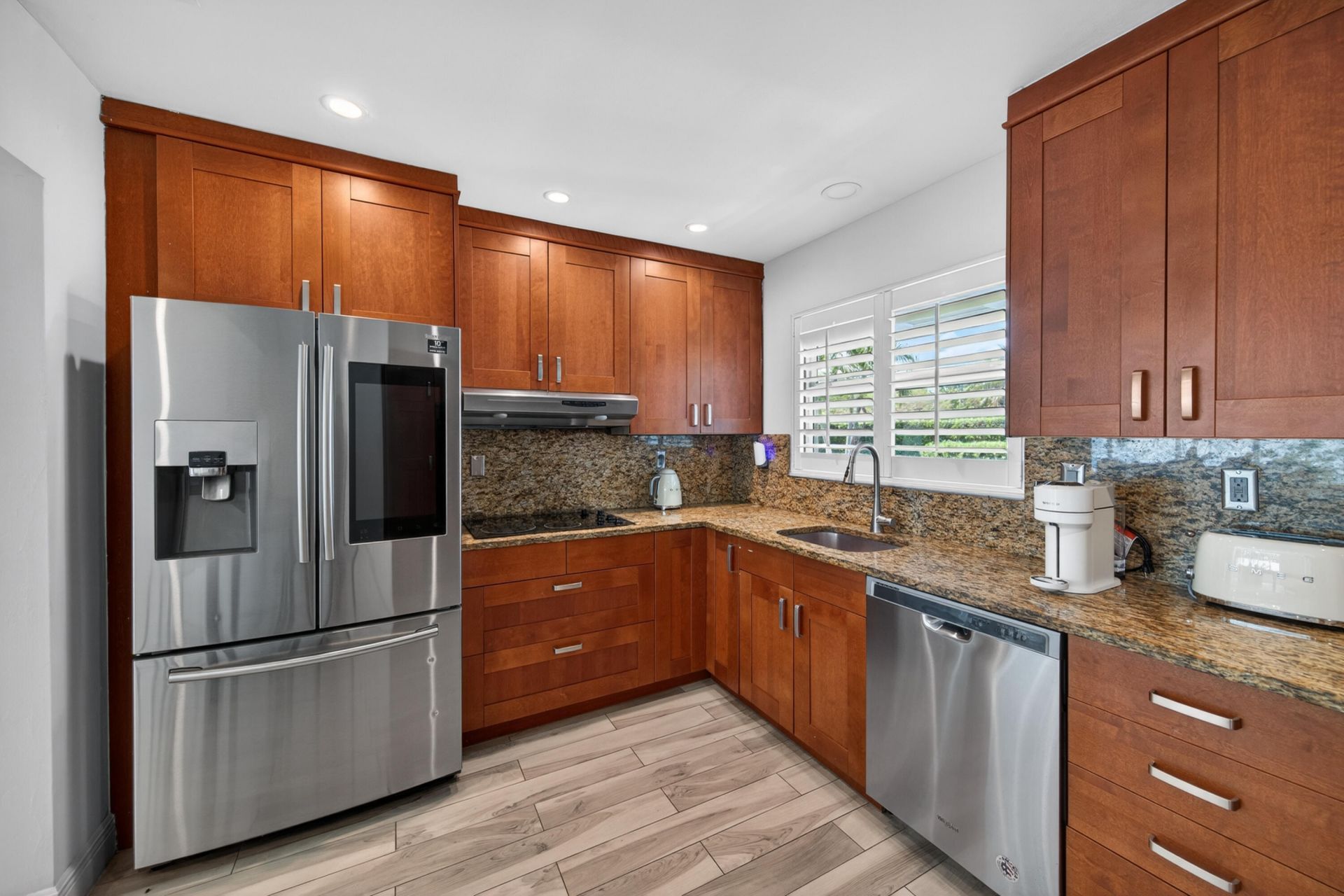 850 W Camino Real, Boca Raton, FL 33486 Photo