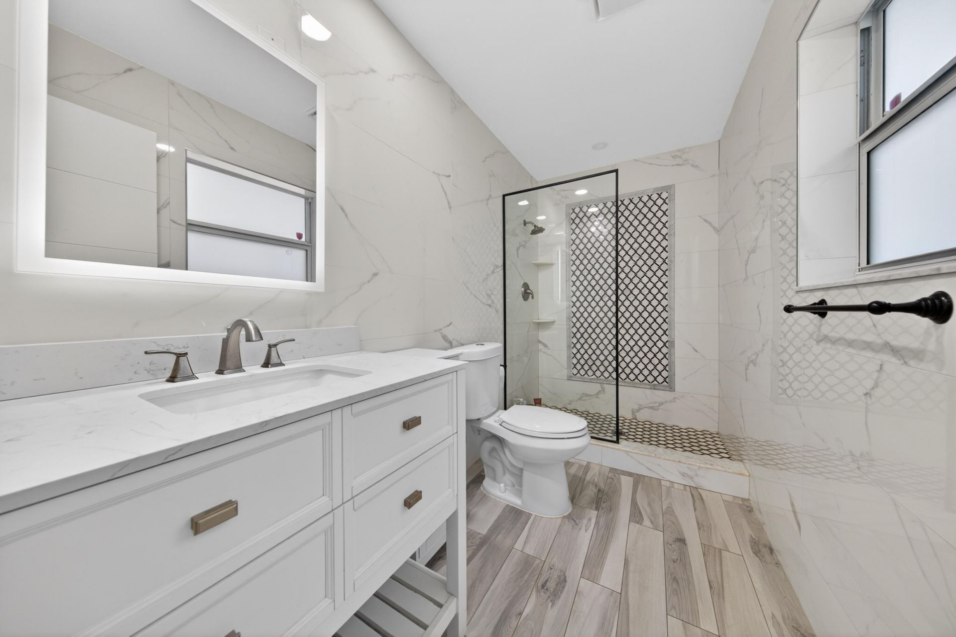 850 W Camino Real, Boca Raton, FL 33486 Photo