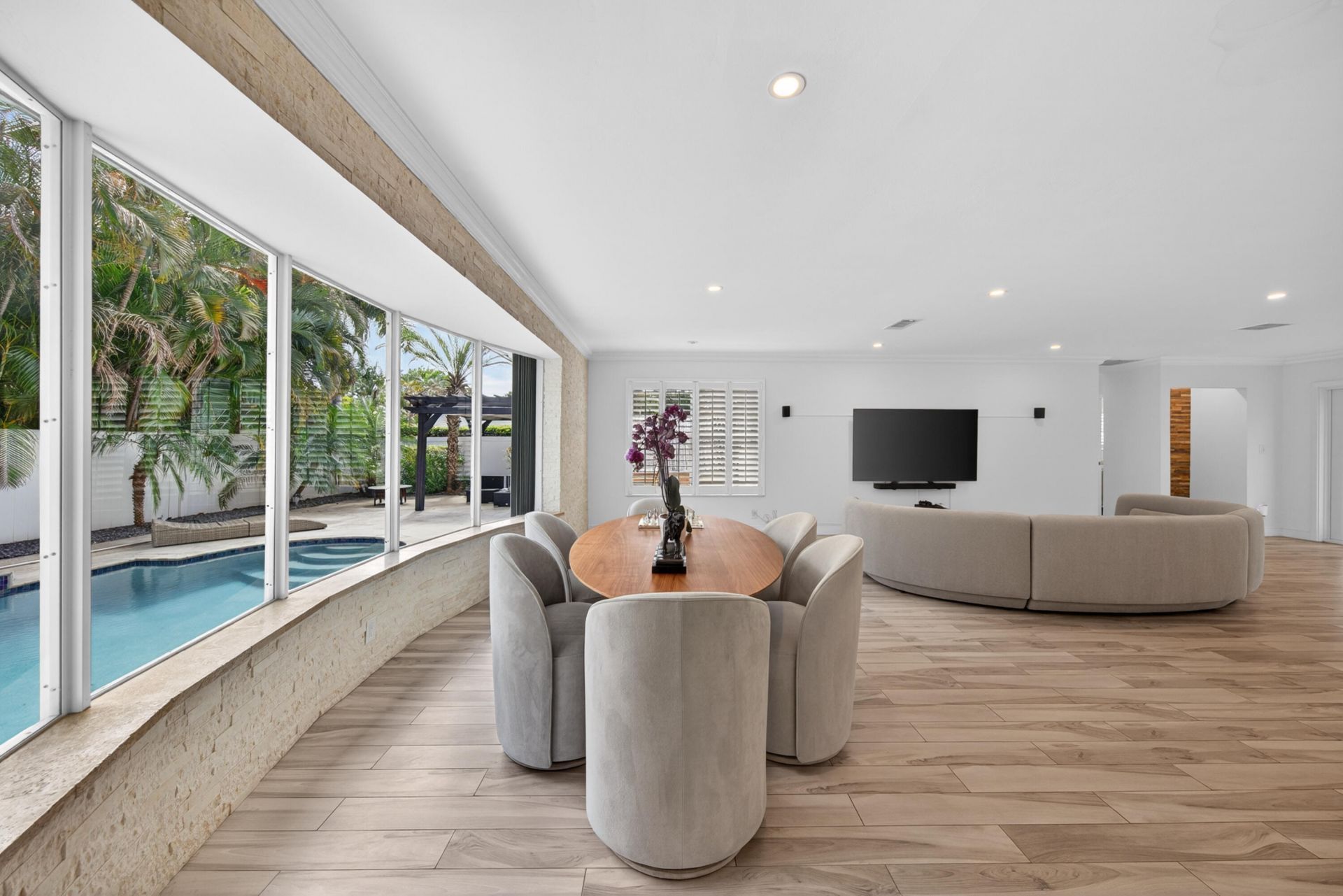 850 W Camino Real, Boca Raton, FL 33486 Photo