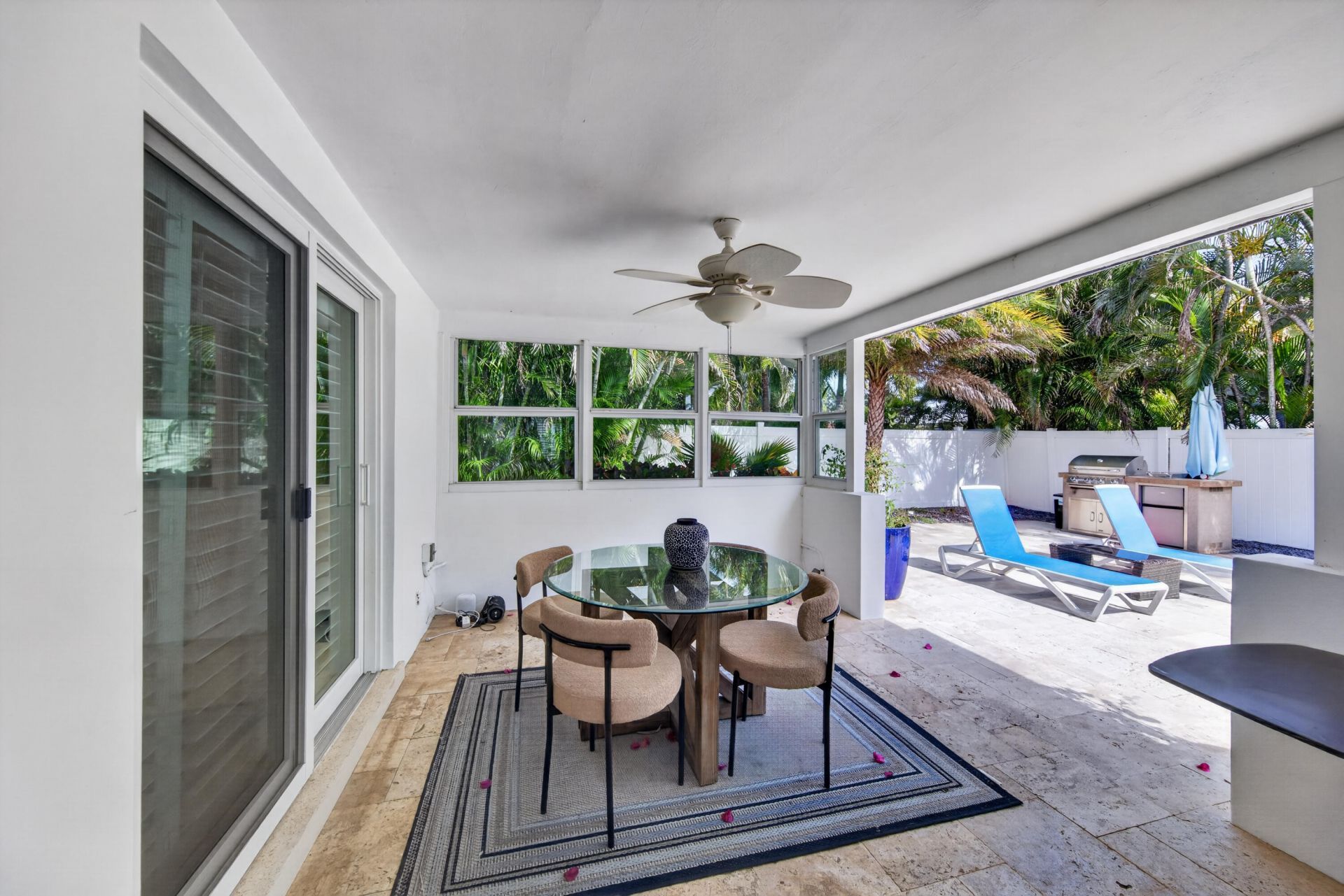 850 W Camino Real, Boca Raton, FL 33486 Photo