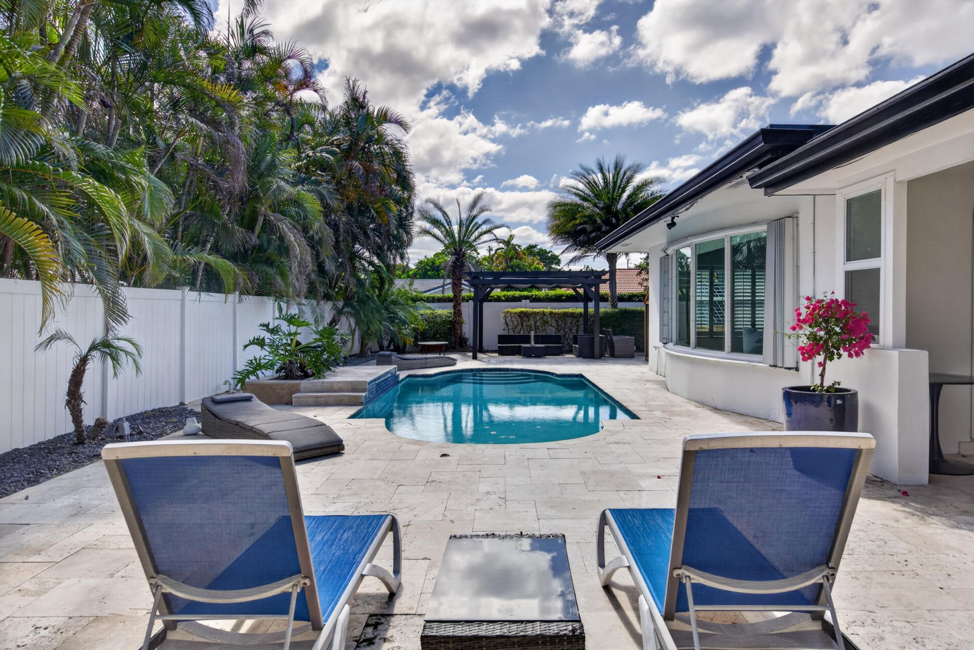 850 W Camino Real, Boca Raton, FL 33486 Photo