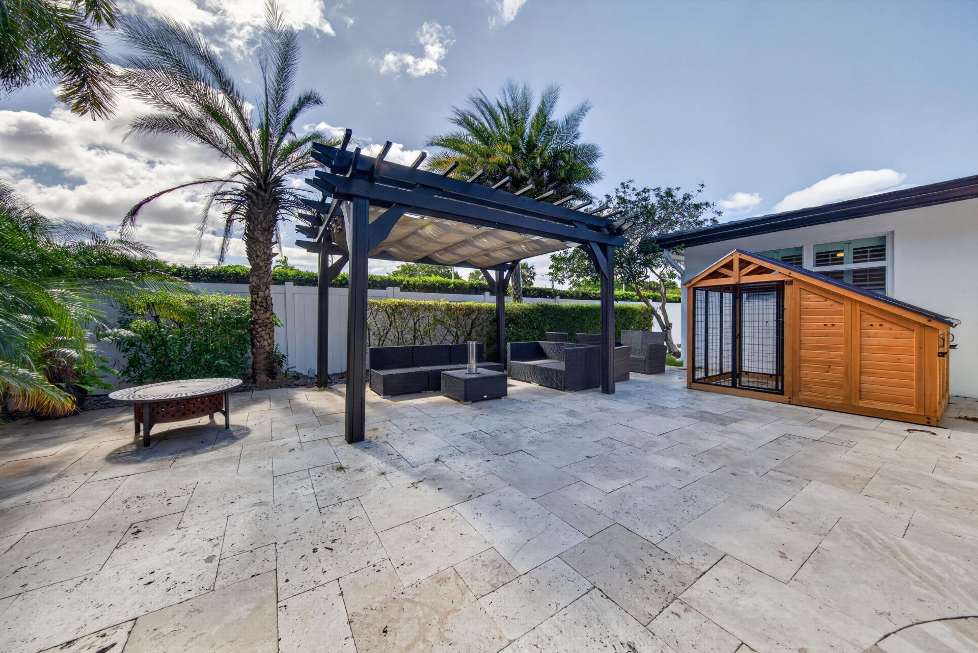 850 W Camino Real, Boca Raton, FL 33486 Photo