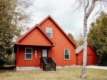 4981 Sherwood Drive, Oscoda Twp, MI 48750