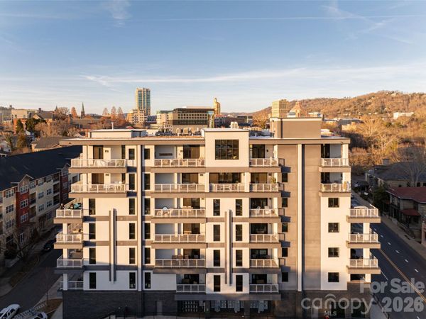 145 Biltmore Avenue, Unit 700, Asheville, NC 28803