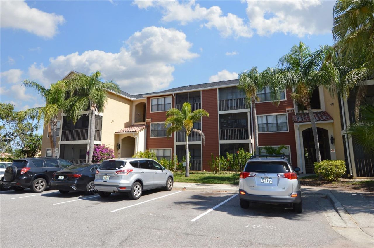11901 4th Street N, Unit 11105, Saint Petersburg, FL 33716 Photo