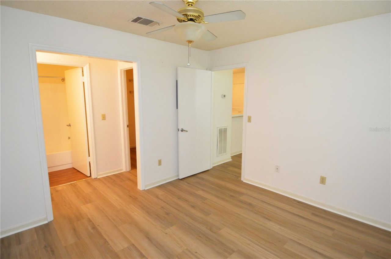 11901 4th Street N, Unit 11105, Saint Petersburg, FL 33716 Photo