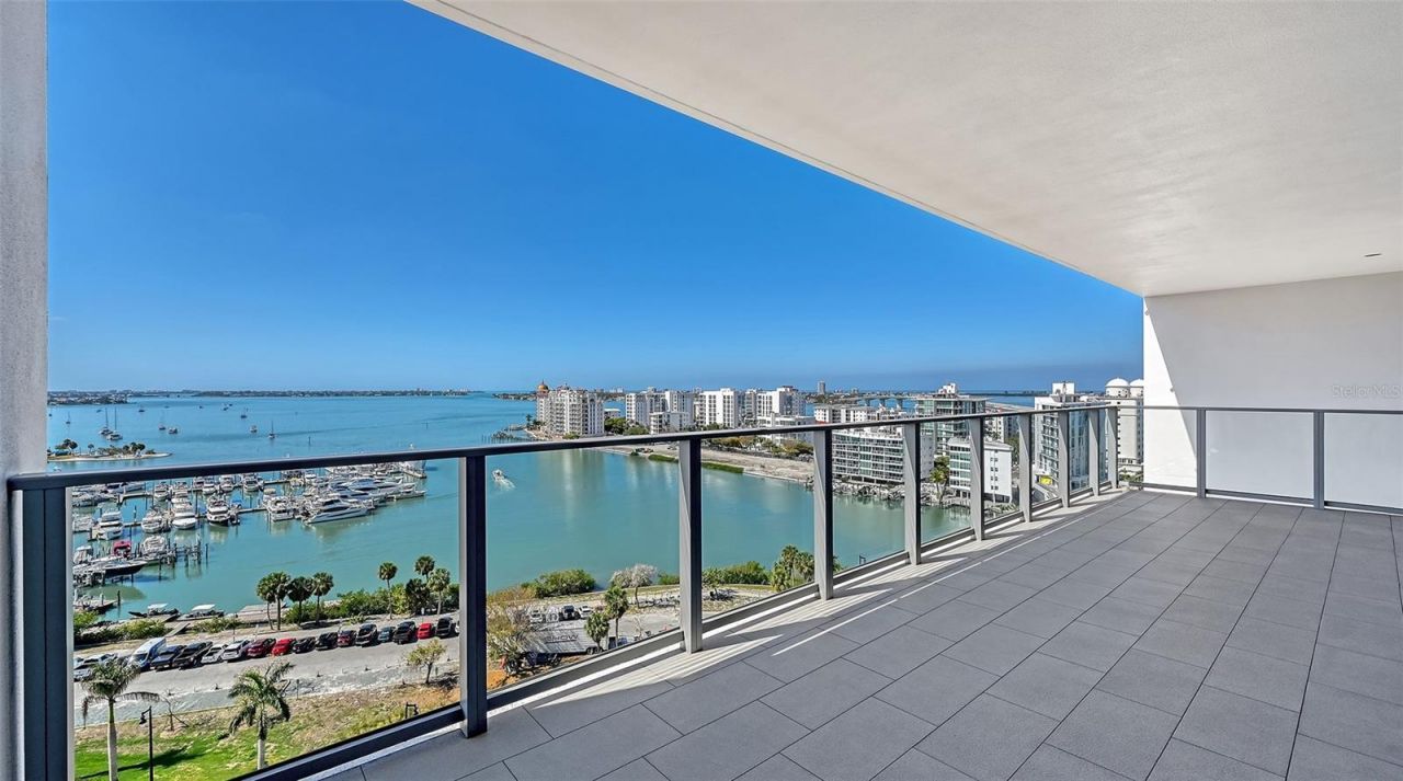 1155 N Gulfstream Avenue, Unit 1107, Sarasota, FL 34236 Photo