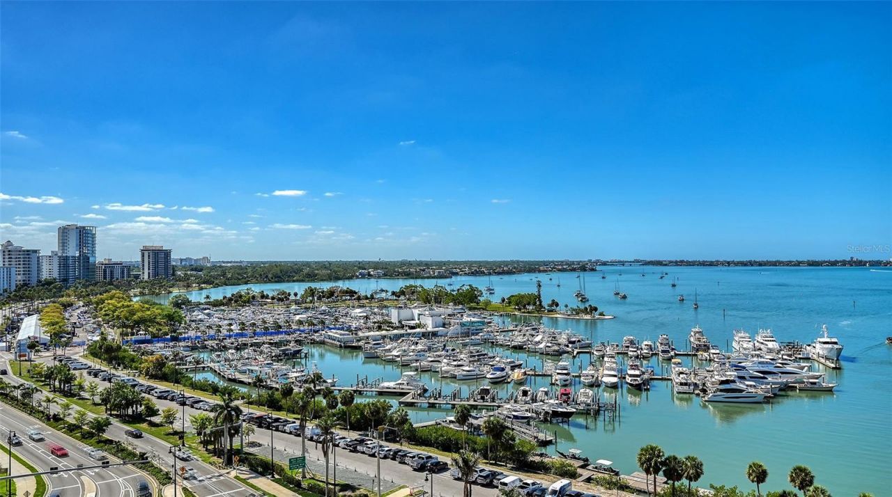 1155 N Gulfstream Avenue, Unit 1107, Sarasota, FL 34236 Photo