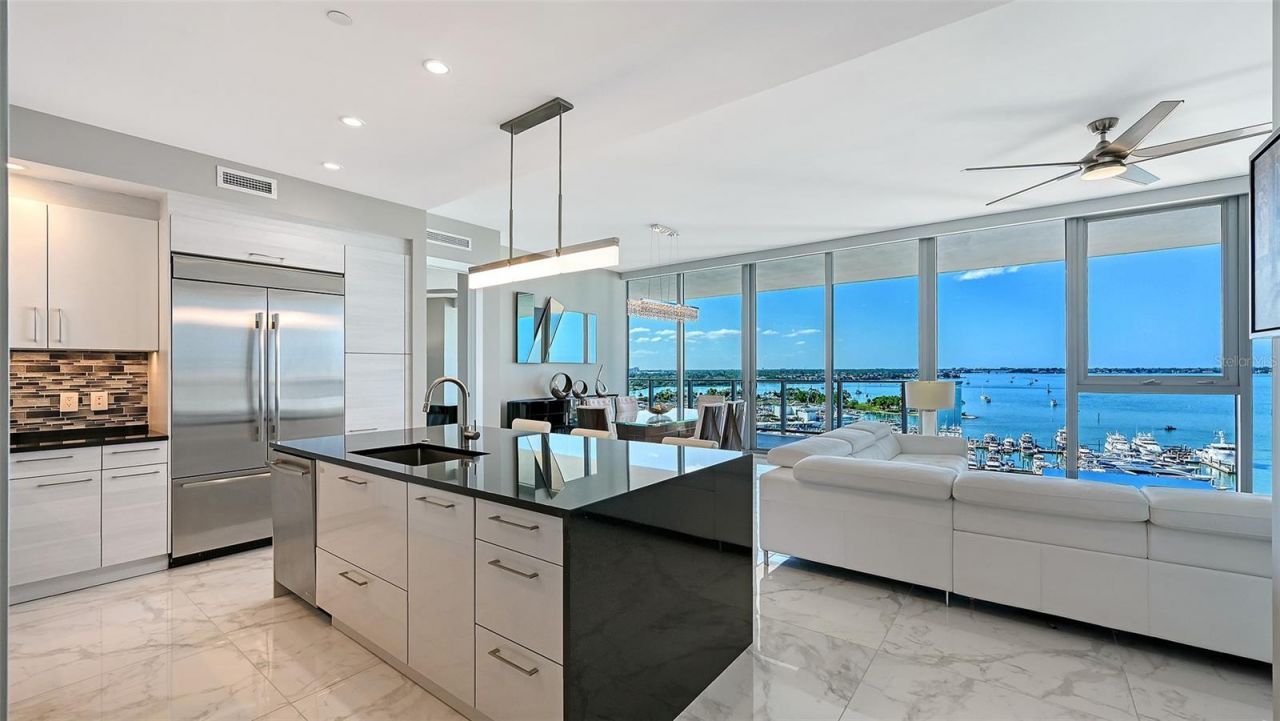 1155 N Gulfstream Avenue, Unit 1107, Sarasota, FL 34236 Photo