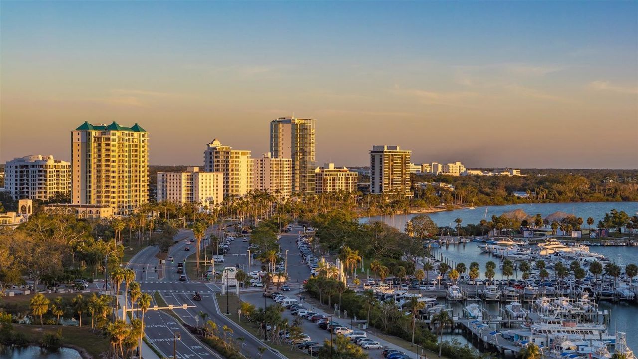1155 N Gulfstream Avenue, Unit 1107, Sarasota, FL 34236 Photo