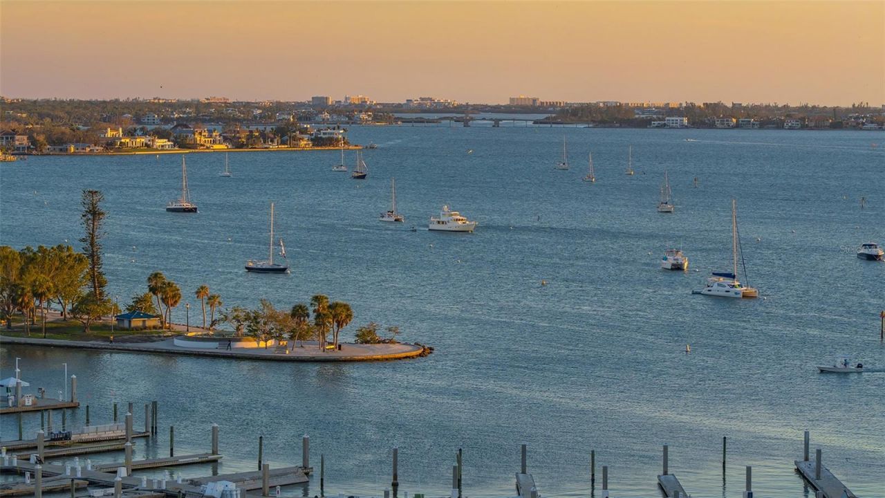 1155 N Gulfstream Avenue, Unit 1107, Sarasota, FL 34236 Photo