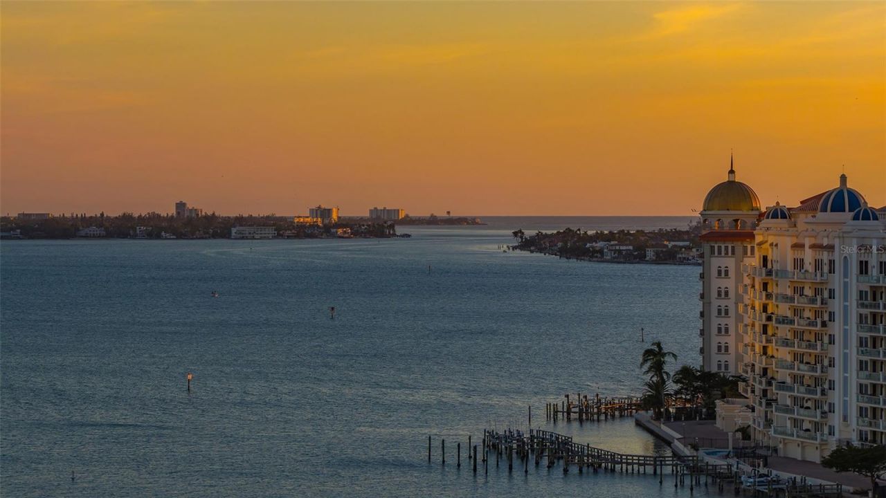 1155 N Gulfstream Avenue, Unit 1107, Sarasota, FL 34236 Photo