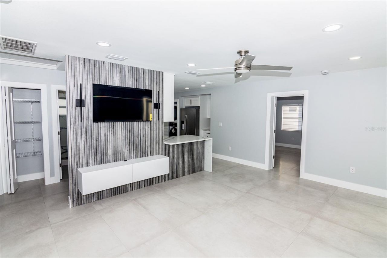 352 144th Avenue, Madeira Beach, FL 33708 Photo