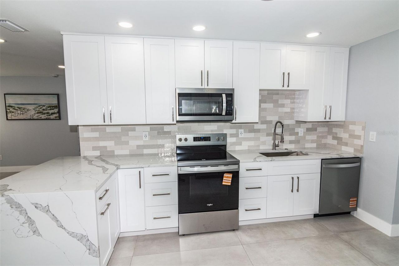 352 144th Avenue, Madeira Beach, FL 33708 Photo