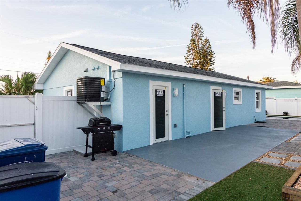 352 144th Avenue, Madeira Beach, FL 33708 Photo