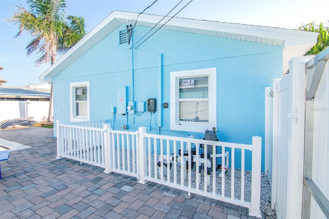 352 144th Avenue, Madeira Beach, FL 33708 Photo