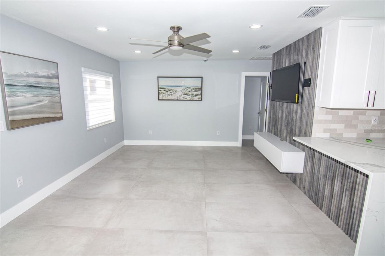 352 144th Avenue, Madeira Beach, FL 33708 Photo