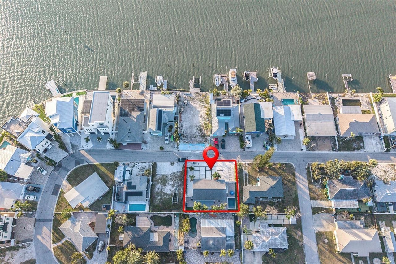352 144th Avenue, Madeira Beach, FL 33708 Photo