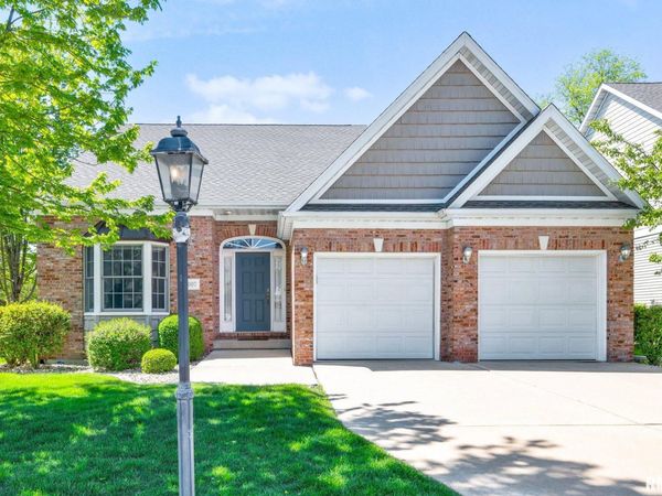 1007 APPLEWOOD Lane, Unit 35, Peoria, IL 61615