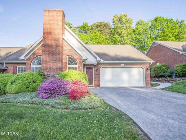 3016 Ginnbrooke Lane, Knoxville, TN 37920