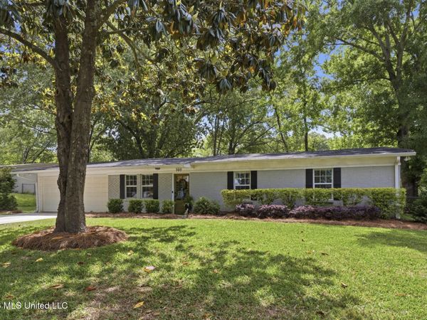 707 Berkshire Street, Clinton, MS 39056