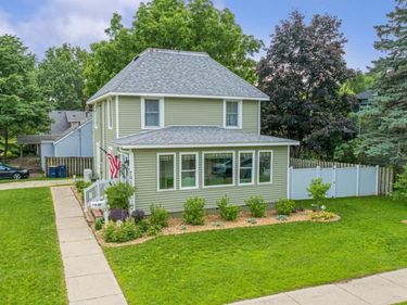 701 3rd Street W, Northfield, MN 55057