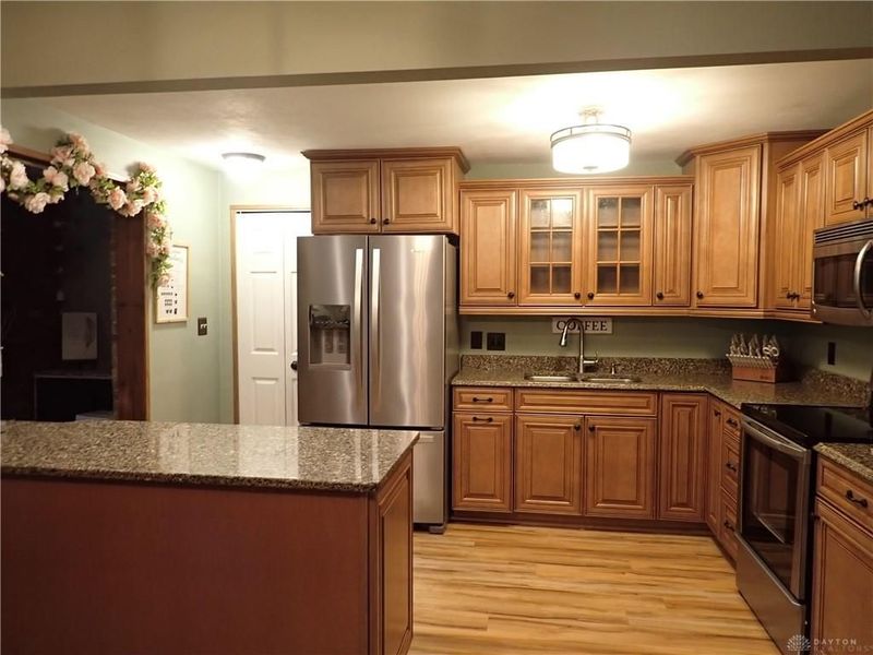 2726 Tihart Way, Beavercreek, OH 45430 Photo 5