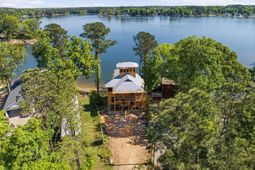 153 Ann Street  photo 4