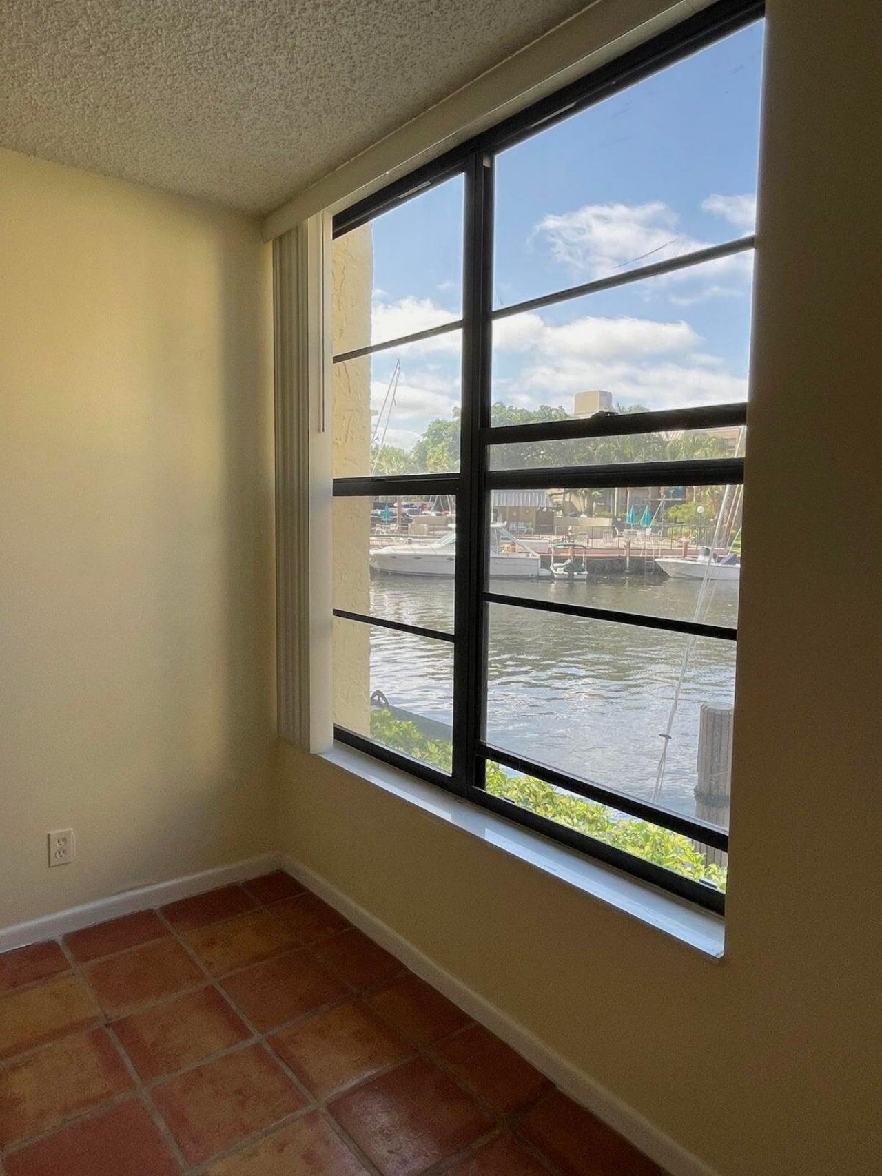 9 Royal Palm Way, Unit 106, Boca Raton, FL 33432 Photo