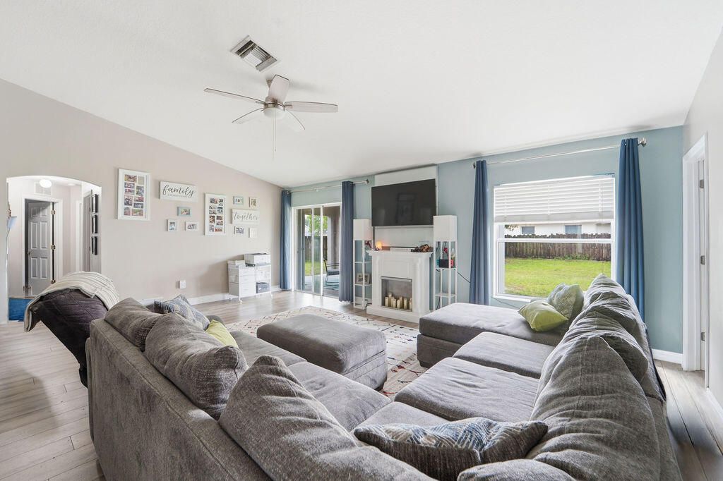 1912 SW Sunglow Street, Port Saint Lucie, FL 34953 Photo