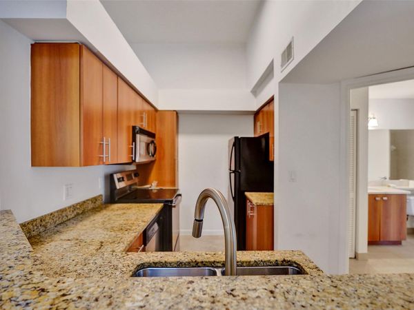 1050 Crystal Way, Unit N, Delray Beach, FL 33444