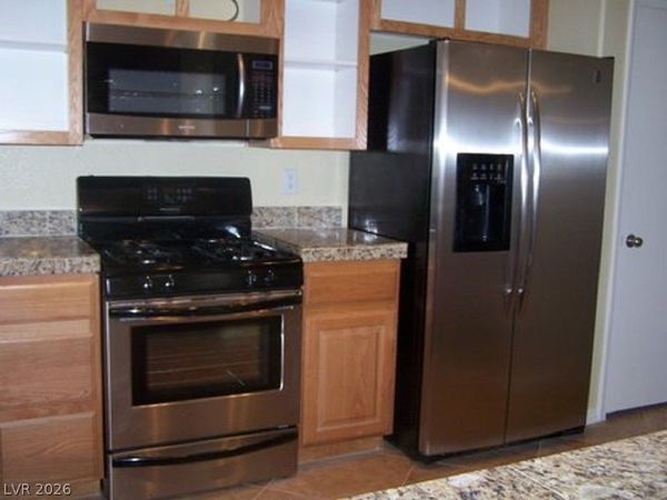 6045 Aripeka Street , Henderson, NV 89011