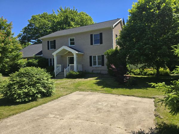 1427 W 14th ST, Sault Ste Marie, MI 49783