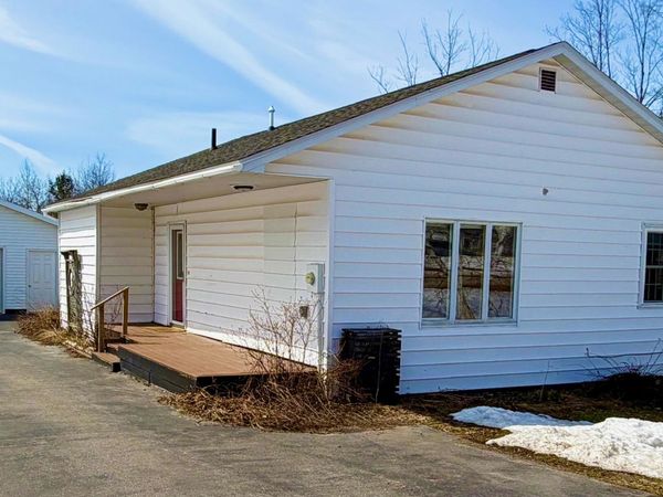 1432 W 14th ST, Sault Ste Marie, MI 49783