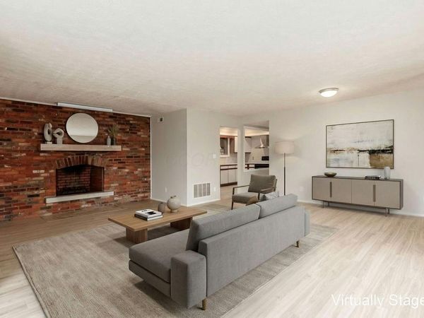 1512 Lafayette Drive, Unit #B, Upper Arlington, OH 43220
