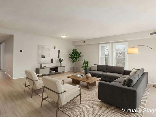 1512 Lafayette Drive, Unit #B, Upper Arlington, OH 43220