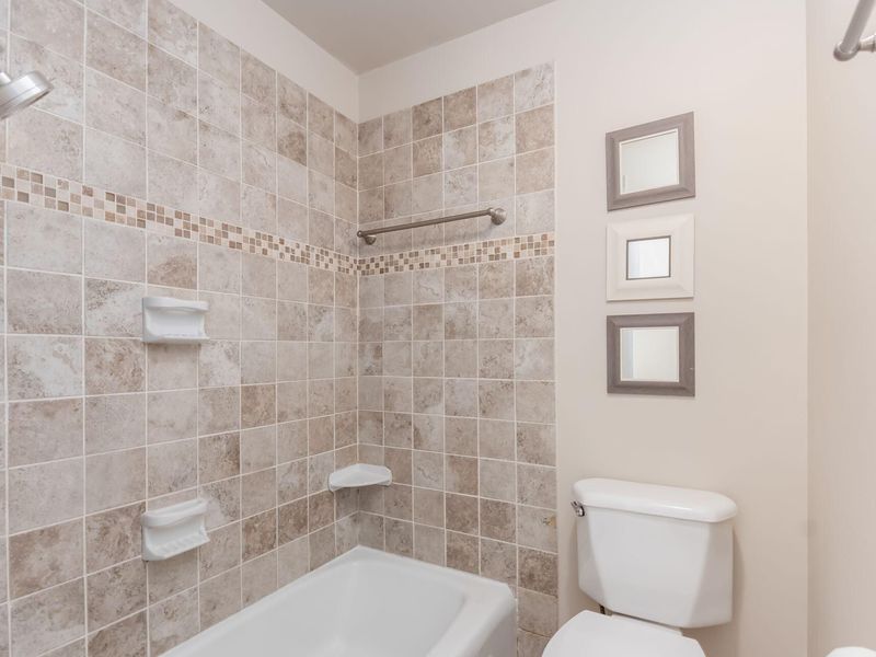 1512 Lafayette Drive, Unit #B, Upper Arlington, OH 43220 Photo 16