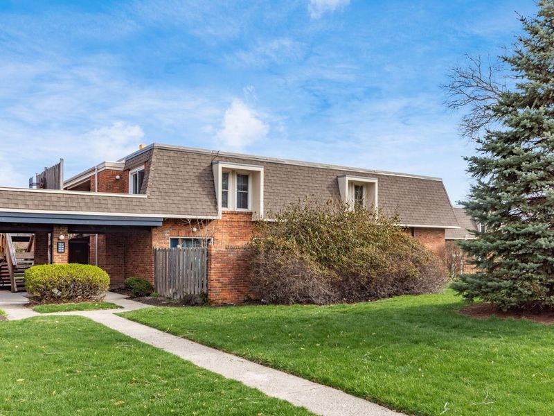 1512 Lafayette Drive, Unit #B, Upper Arlington, OH 43220 Photo 3